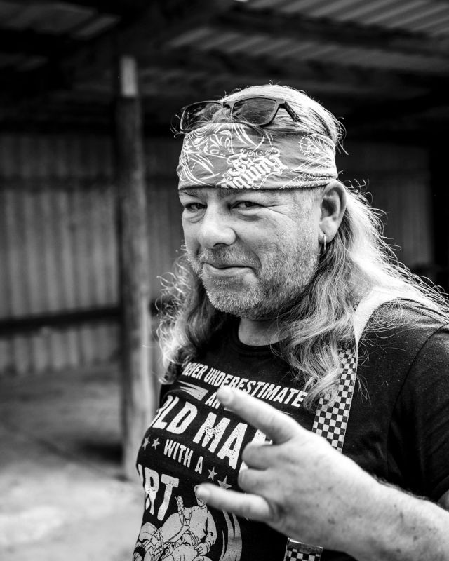 If you want to meet the one and only Murmel in person, then come to Ludwigslust on September 23-24. You won’t regret. ❤️🤘🍻
Registration open, link in bio!
📸 @friederikehaase 
#krowdrace #flattrackfamily #flattrackgermany