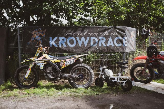 Hey All!
Please register for LuLu until Sunday Sept 17! 
Link in our bio! 
📸 @friederikehaase ❤️
#krowdrace #flattrackgermany #mcludwigslust #flattrackfamily