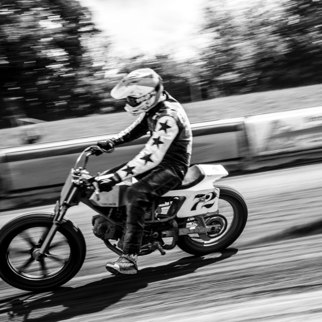 Thunderbikes also very much welcome like the beautiful 600cc Ducati by @wecke.koldehofe 
Registration via link in Bio!
📸 @friederikehaase